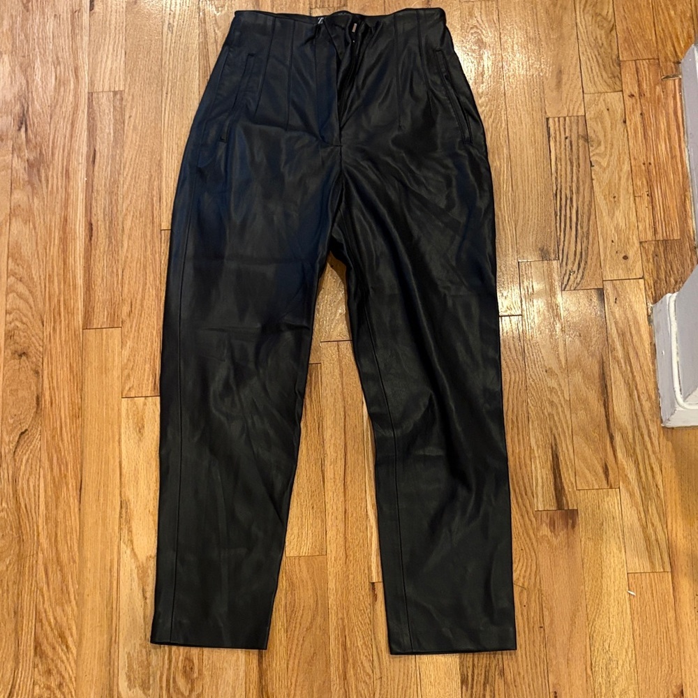Zara Women’s Leather Trouser: Sleek Black Dress Pants